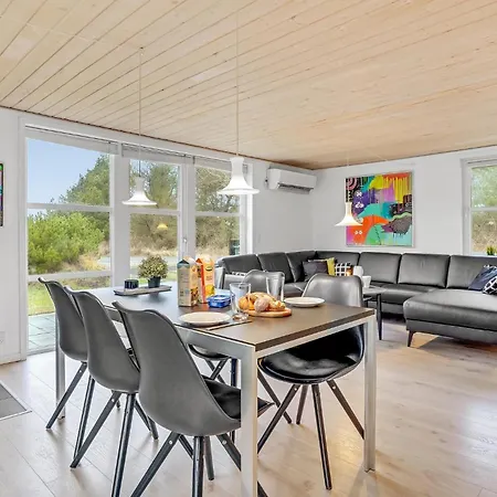 Romo With Fireplace 06 Romo