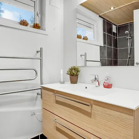 Romo With Fireplace 06