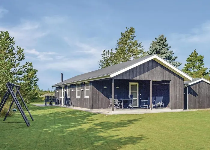 With Fireplace 06 Сasa de vacaciones Romo